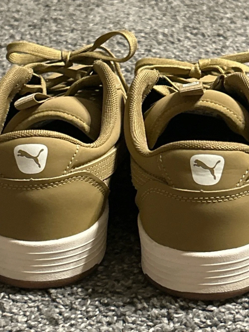 Puma Men’s Tan Low-Top Sneakers
